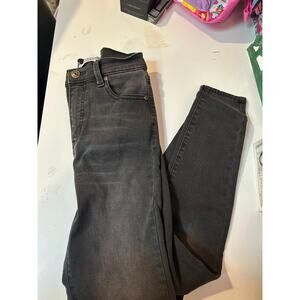 Celebrity Pink Skinny Jeans *Size 5/27*